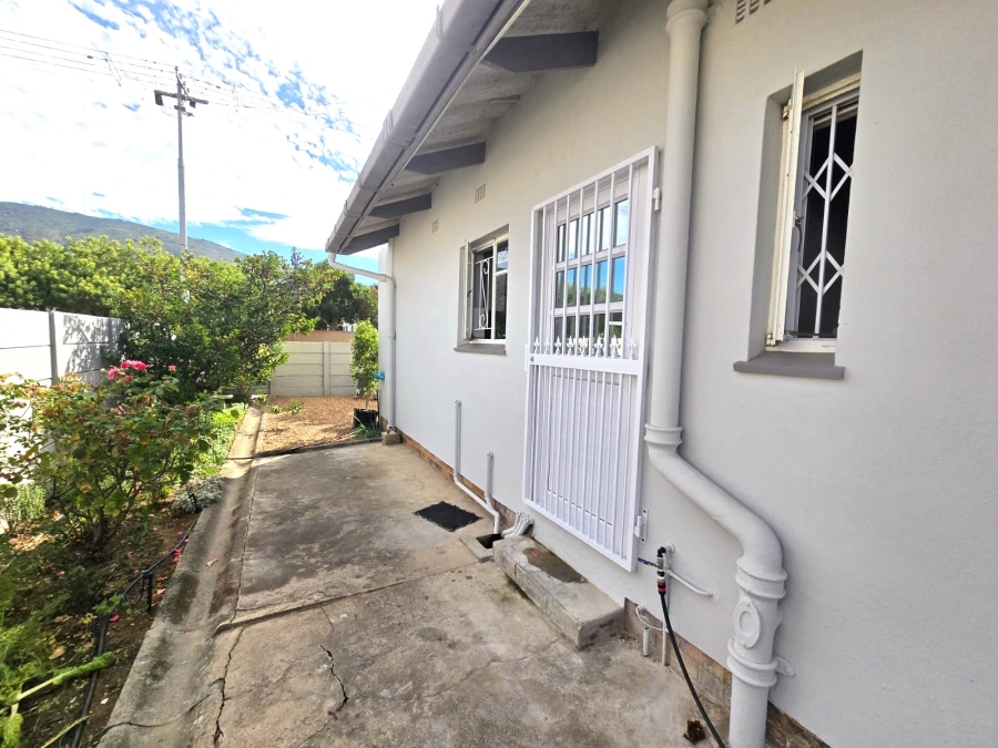 2 Bedroom Property for Sale in Paarl North Western Cape